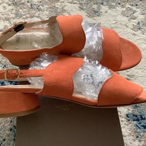 Amalfi  by Rangoni, 8.5 EU  cashmere